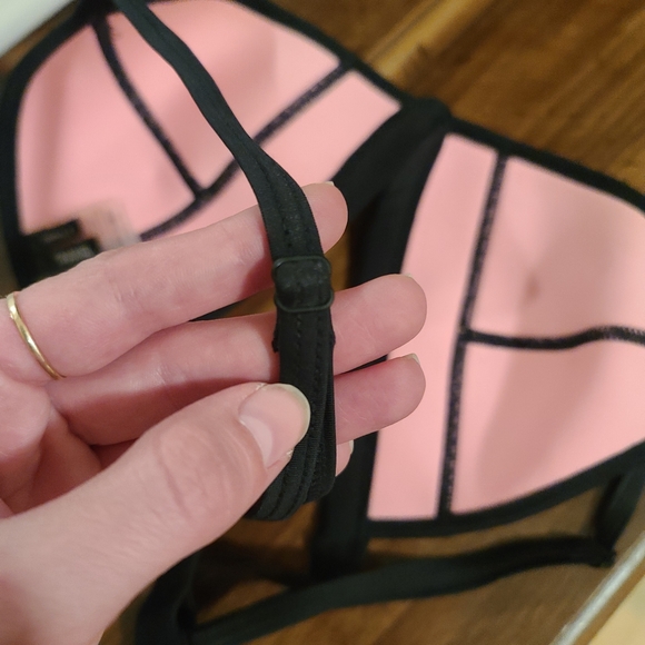 Triangl Swimwear Bikini Top - Picture 6 of 6